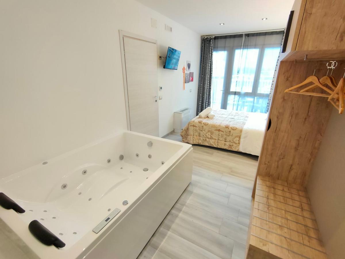 Residence Cristine Ρίβα ντελ Γκάρντα Εξωτερικό φωτογραφία