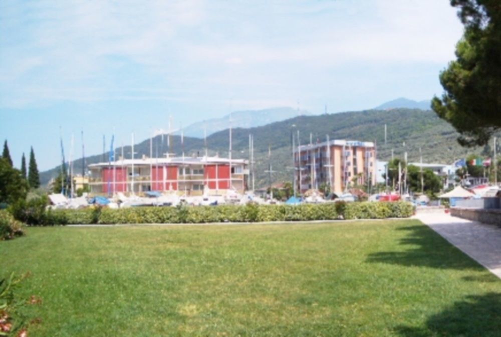 Residence Cristine Ρίβα ντελ Γκάρντα Εξωτερικό φωτογραφία