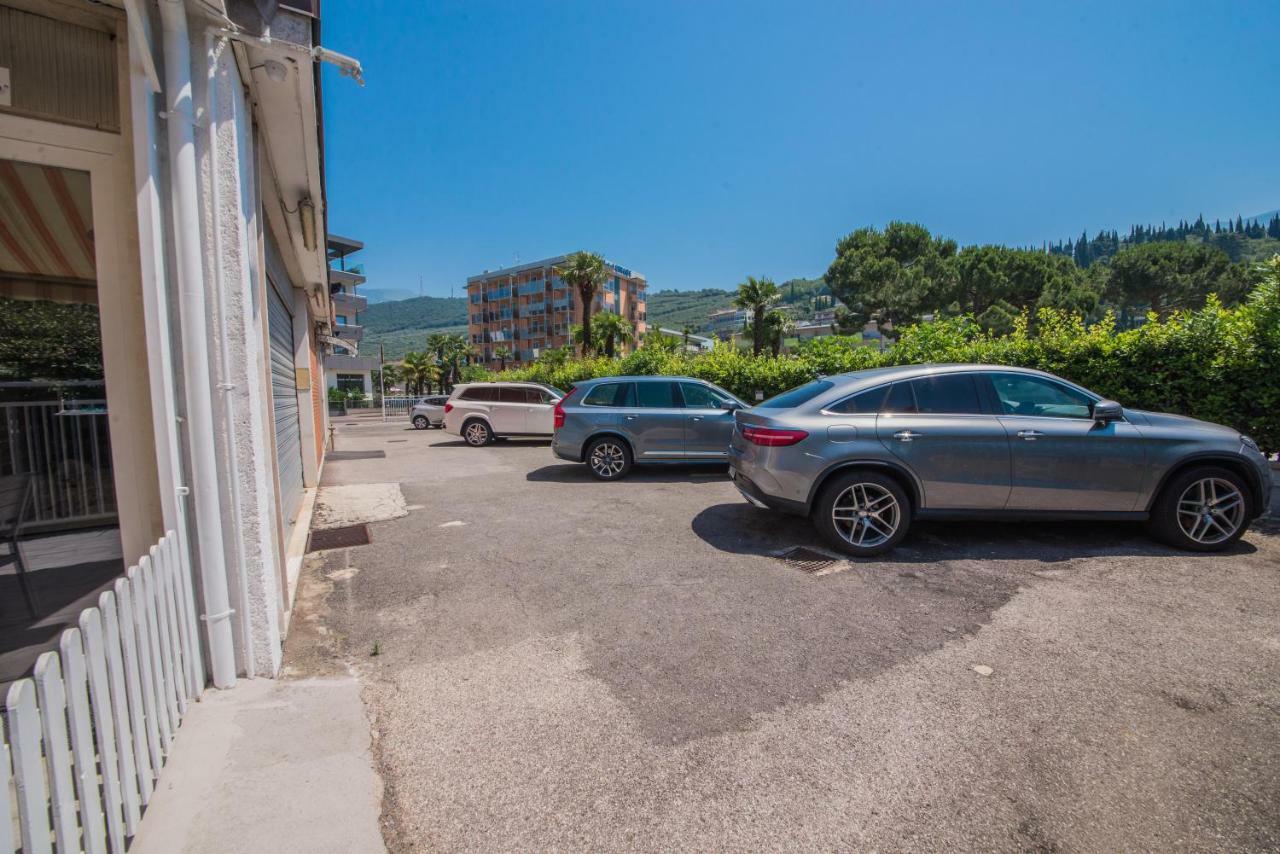 Residence Cristine Ρίβα ντελ Γκάρντα Εξωτερικό φωτογραφία